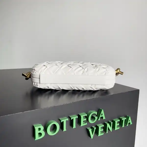 BOTTEGA VENETA Knot Minaudiere On Strap