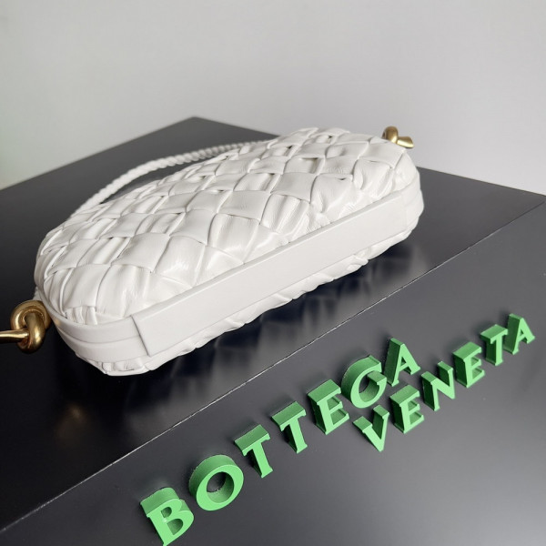 HOT SALE BOTTEGA VENETA Knot Minaudiere On Strap