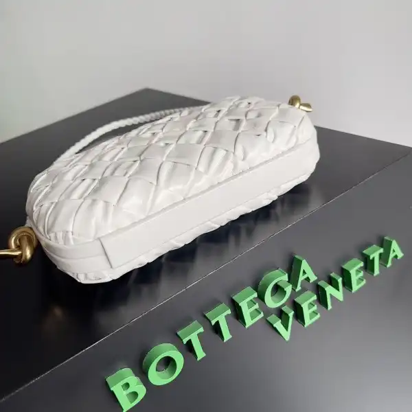 BOTTEGA VENETA Knot Minaudiere On Strap