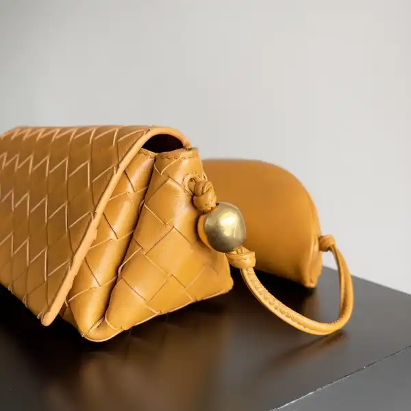 BOTTEGA VENETA Pouch On Strap