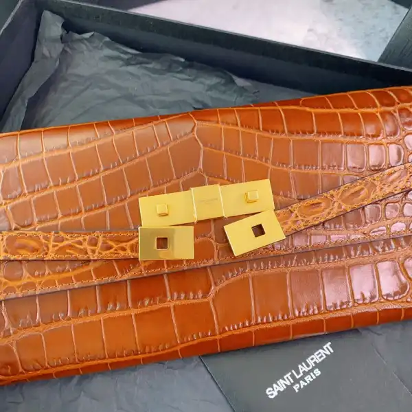 Yupoo bagsoffer YSL MANHATTAN CLUTCH IN CROCODILE-EMBOSSED LEATHER