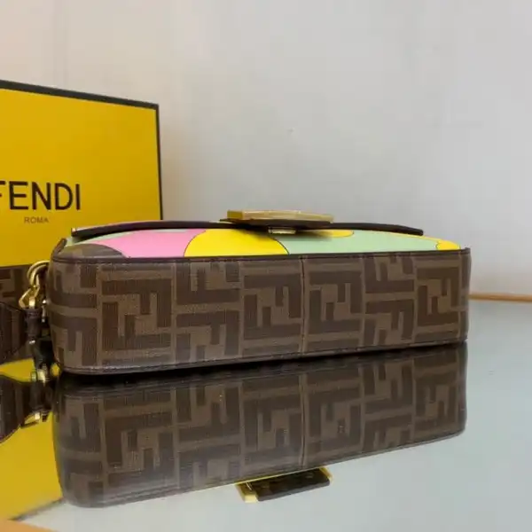 Frstbag ru FENDI BAGUETTE