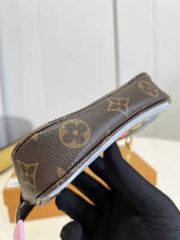 LOUIS VUITTON MINI POCHETTE ACCESSOIRES