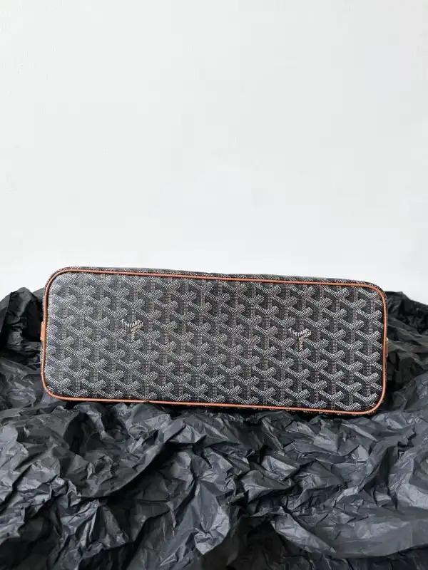 GOYARD MESSENGER