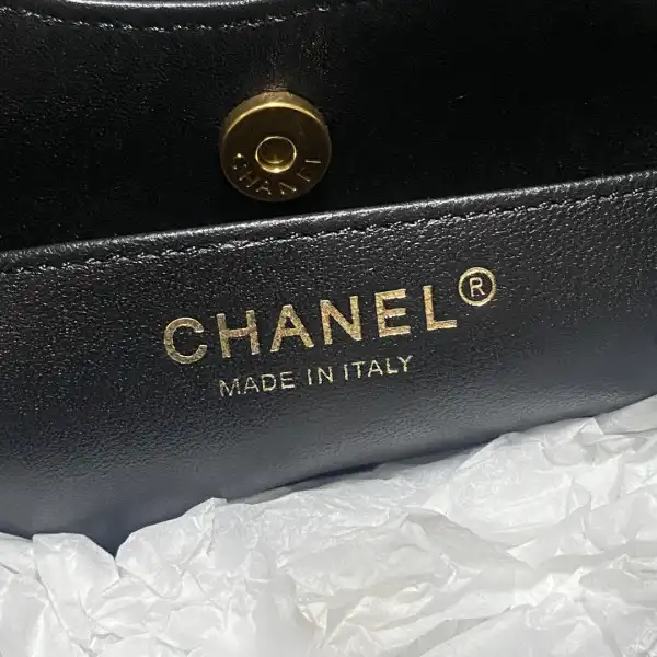 First bag ru CHANEL SMALL HOBO HANDBAG