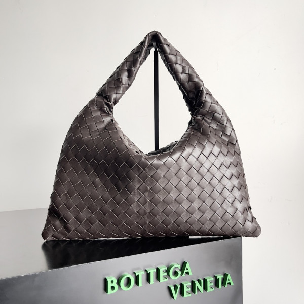 HOT SALE BOTTEGA VENETA medium Hop