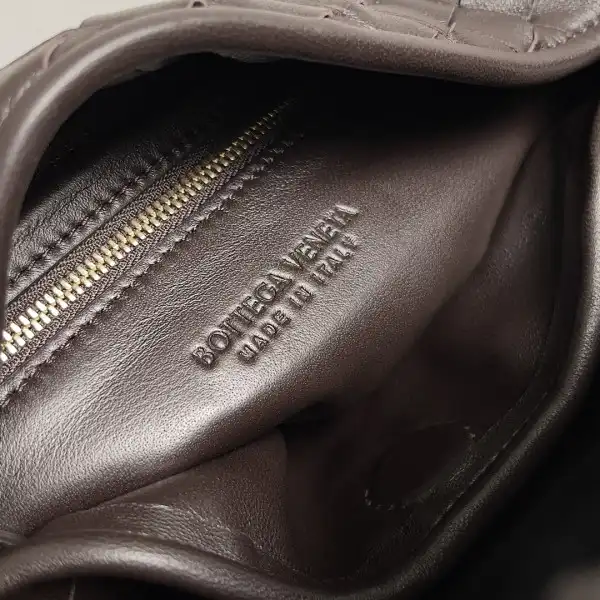 BOTTEGA VENETA medium Hop