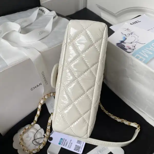 First bag ru CHANEL SMALL HOBO HANDBAG