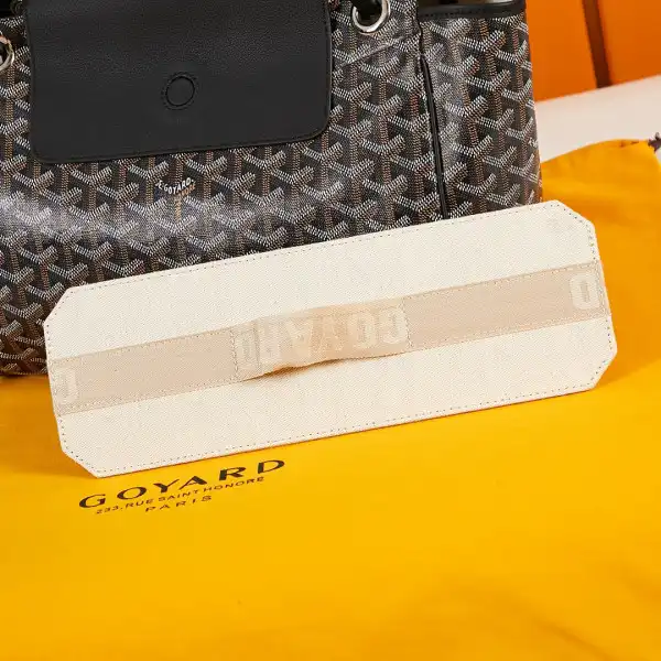 GOYARD Rouette Souple Bag