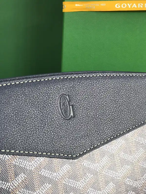 GOYARD Rouette Structuré PM Bag