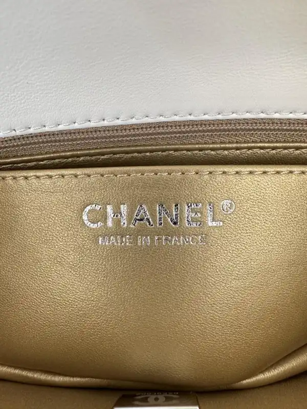 First bag ru CHANEL FLAP BAG