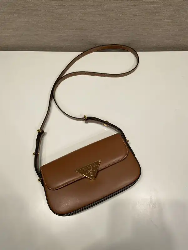 Prada Patent Bag-20*10*4CM