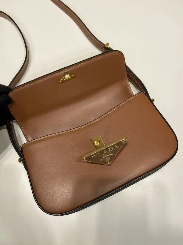 Prada Patent Bag-20*10*4CM