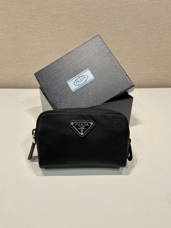 HOT SALE PRADA Re-Nylon necessaire