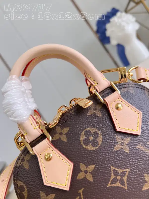 Firstbag Ru LOUIS VUITTON Nano Alma