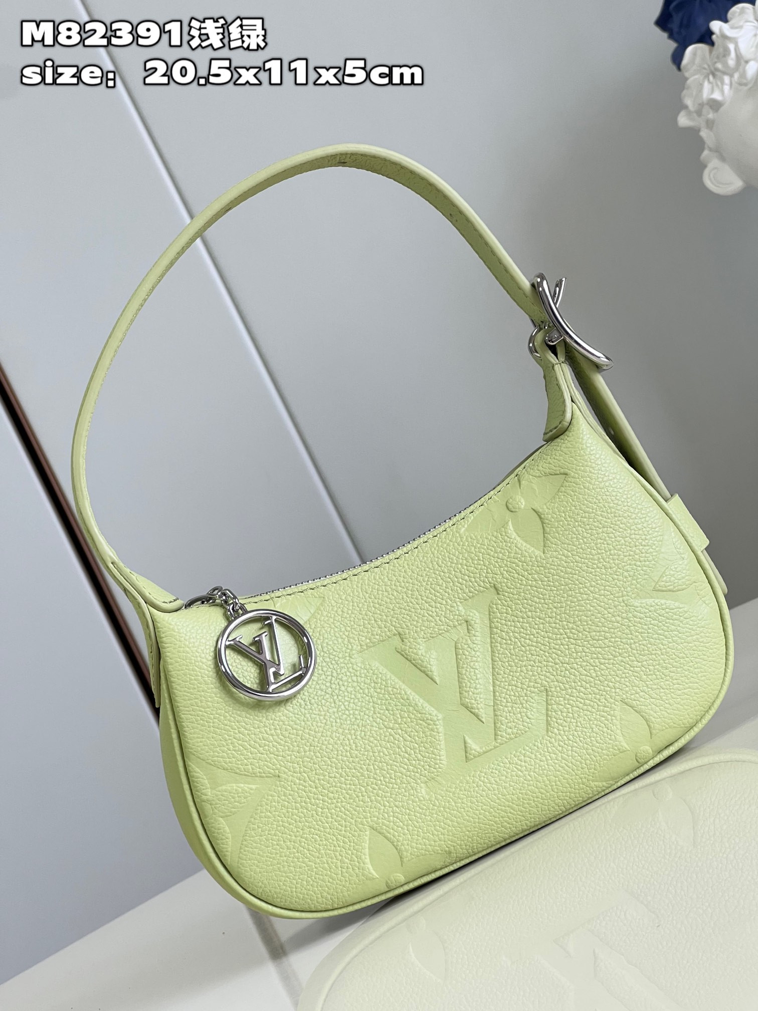 HOT SALE LOUIS VUITTON Mini Moon