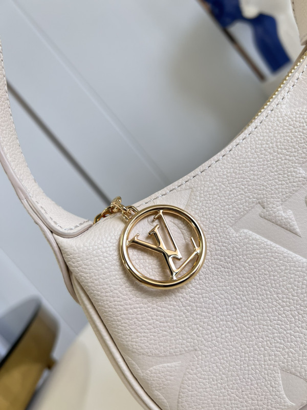 HOT SALE LOUIS VUITTON Mini Moon