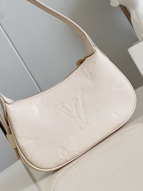 HOT SALE LOUIS VUITTON Mini Moon