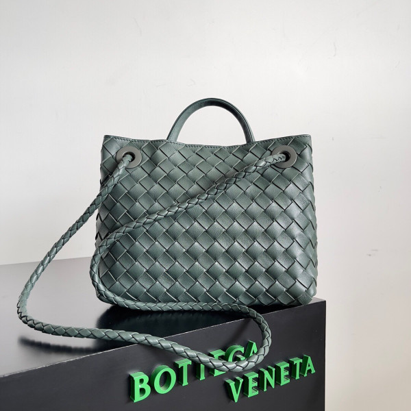 BOTTEGA VENETA SMALL ANDIAMO-25*22*10.5cm