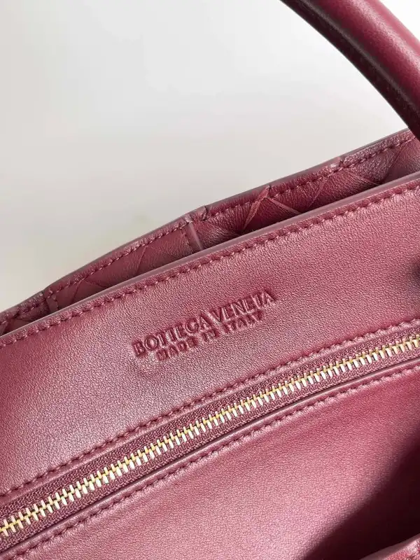 BOTTEGA VENETA LARGE Andiamo