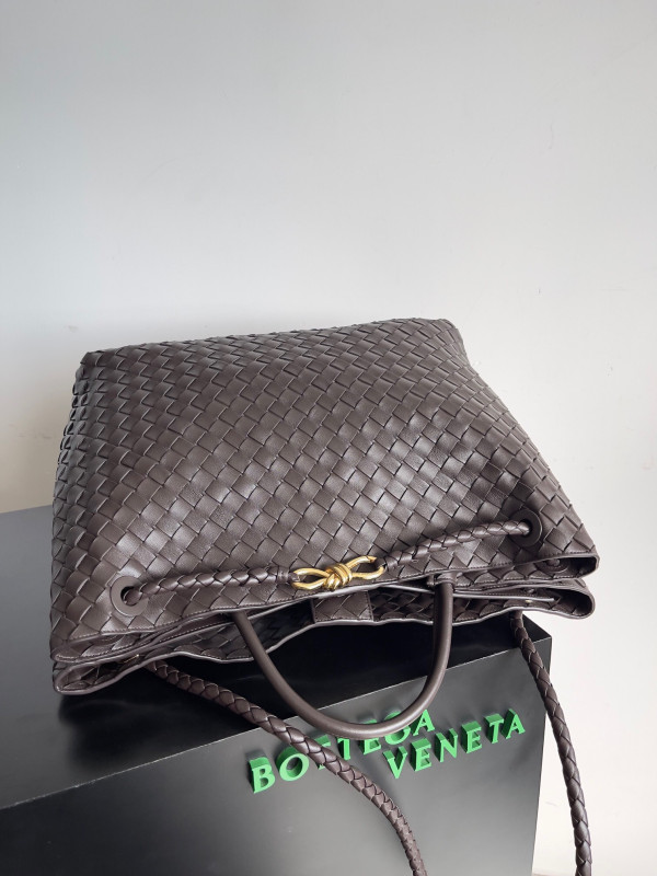 BOTTEGA VENETA  ANDIAMO-25 32 45CM