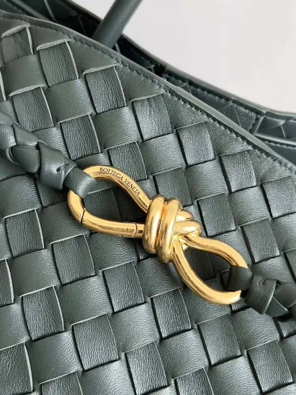 BOTTEGA VENETA LARGE Andiamo