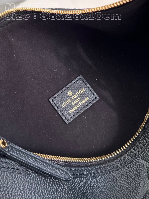 LOUIS VUITTON LOOP HOBO