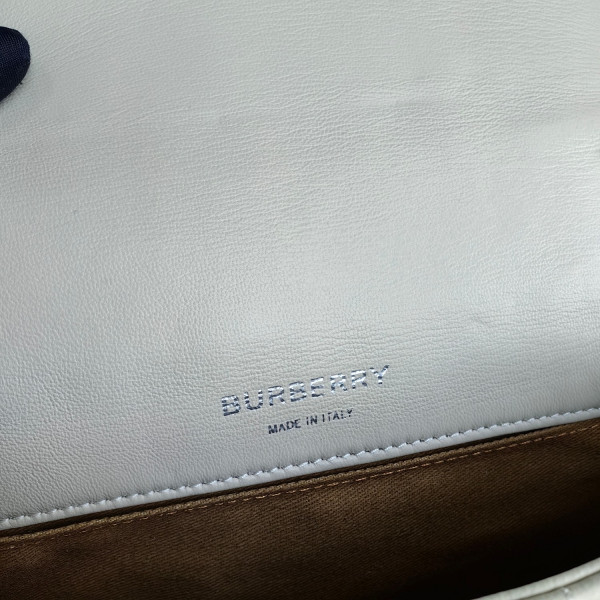 HOT SALE BURBERRY Small Lola Camera Bag