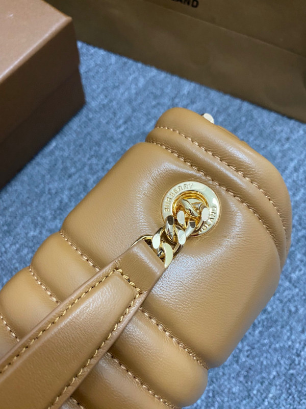 HOT SALE BURBERRY Small Lola Camera Bag