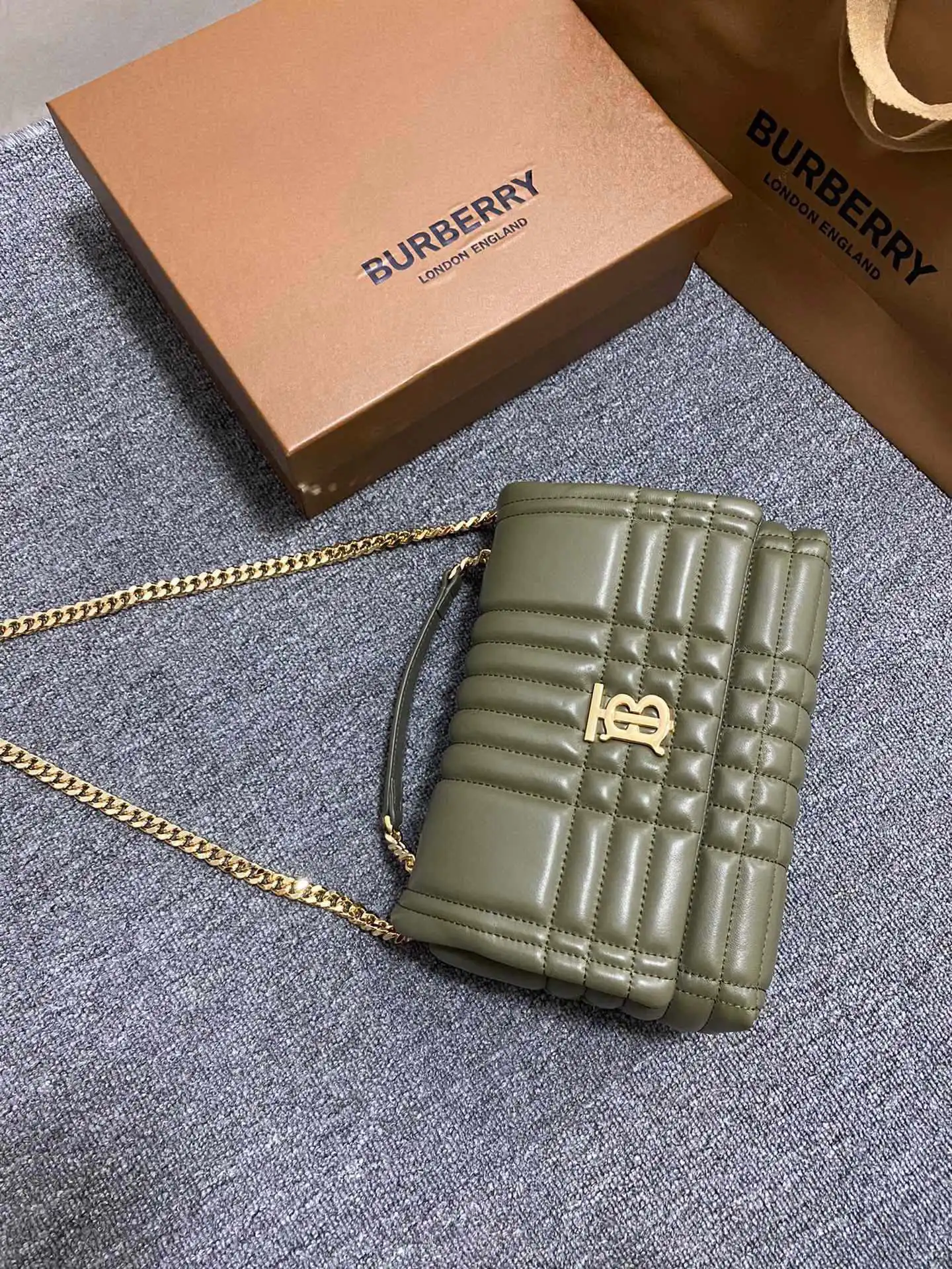 BURBERRY Small Lola Camera Bag