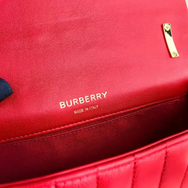 First bag ru BURBERRY MINI Lola Camera Bag