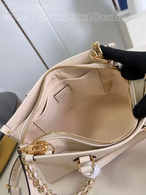 Cheap LOUIS VUITTON ONTHEGO East West