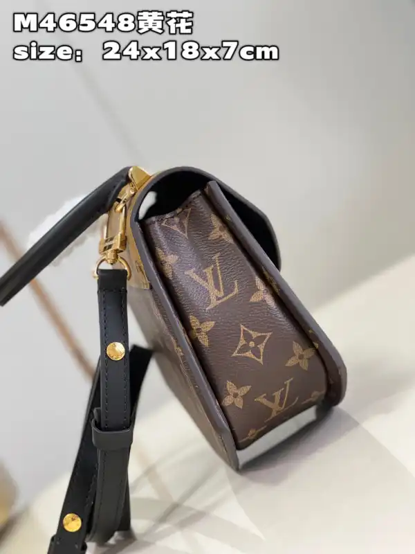 LOUIS VUITTON Tilsitt