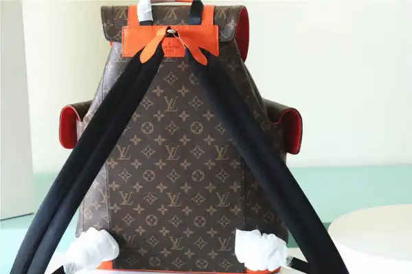 LOUIS VUITTON CHRISTOPHER MM