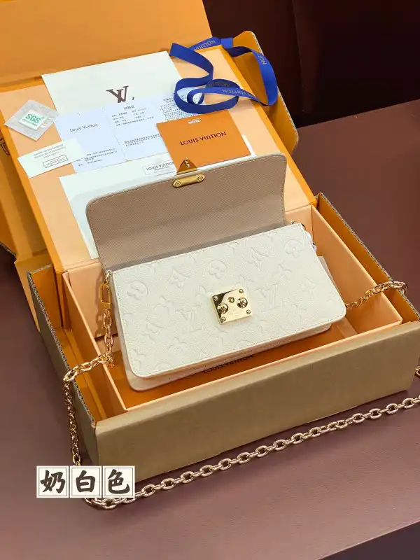 Rep LOUIS VUITTON Wallet On Chain Métis