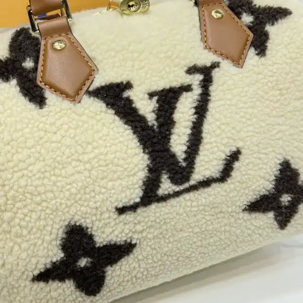 Rep LOUIS VUITTON SPEEDY BANDOULIÈRE 25