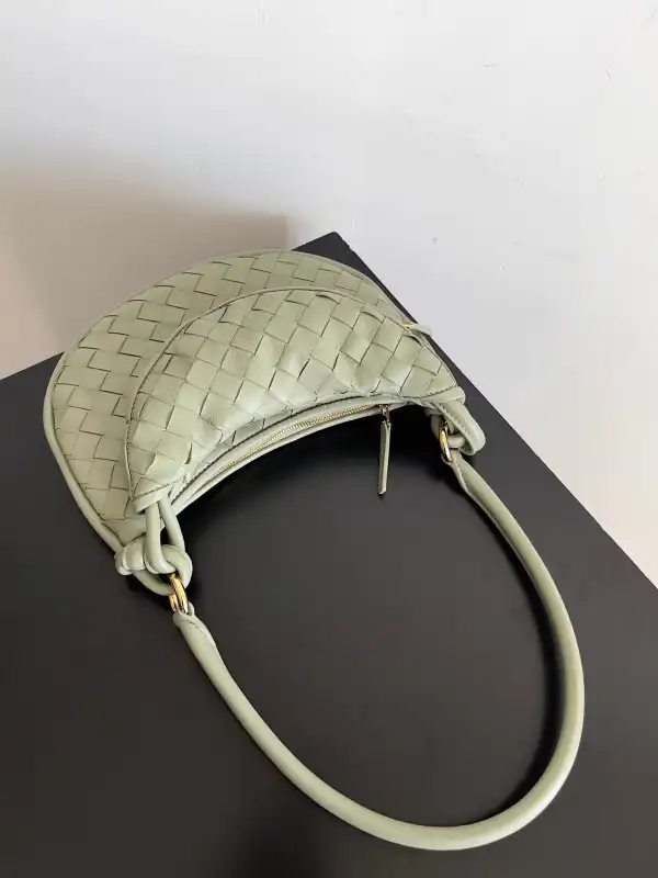 Firstbag Ru BOTTEGA VENETA Small Gemelli