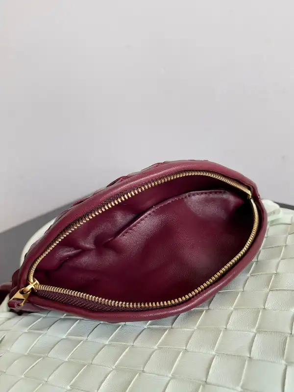 Yupoo bagsoffer BOTTEGA VENETA Small Gemelli