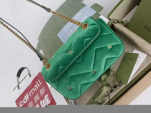 GUCCI GG Marmont mini shoulder bag