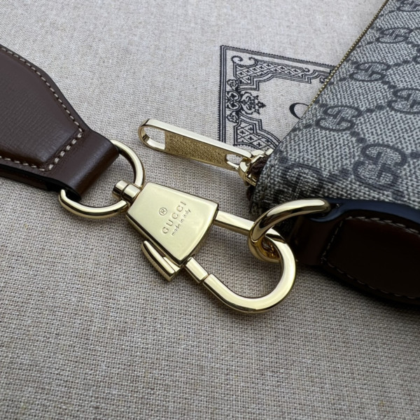 HOT SALE Gucci GG Messenger bag