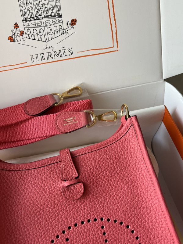 HOT SALE HERMES MINI EVELYNE