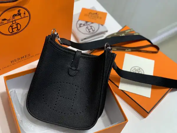 Bagsoffer Hermes Mini Evelyne