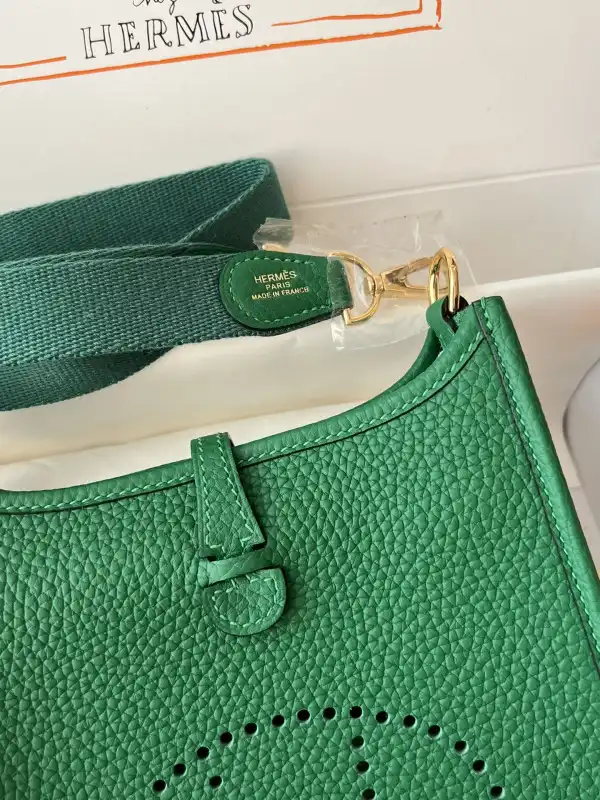 Bagsoffer Hermes Mini Evelyne