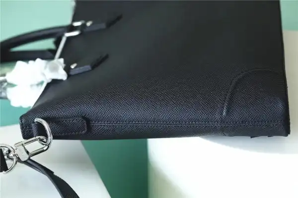 Frstbag ru LOUIS VUITTON Slim NV Briefcase