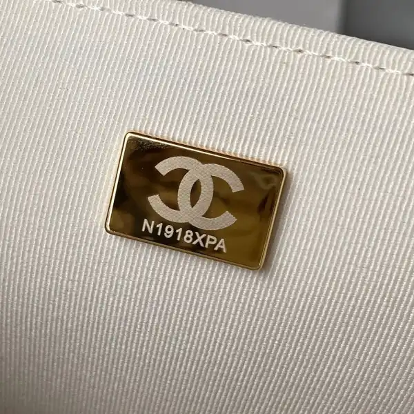 CHANEL MINI FLAP BAG