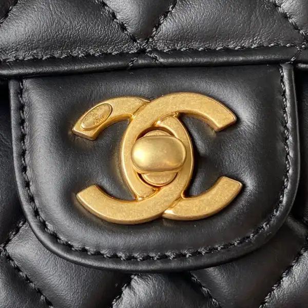 CHANEL MINI FLAP BAG