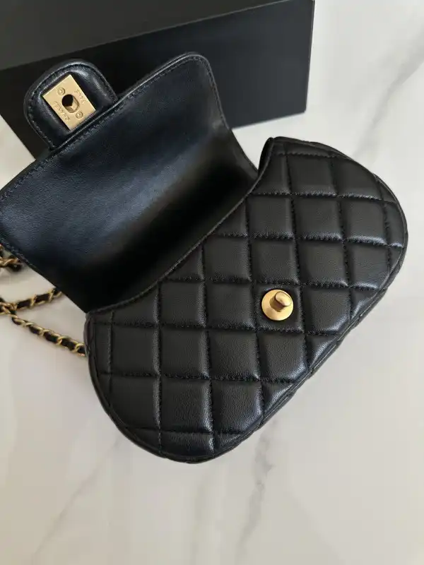 CHANEL SMALL FLAP BAG WITH TOP HANDLE