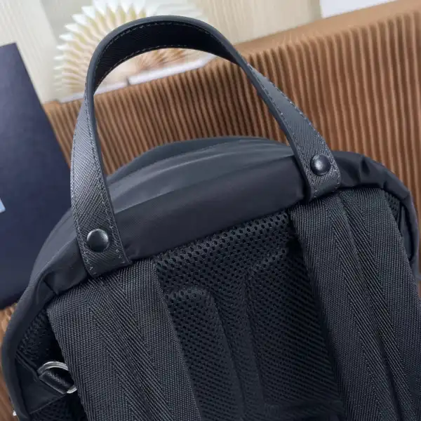 Frstbag ru PRADA Re-Nylon backpack