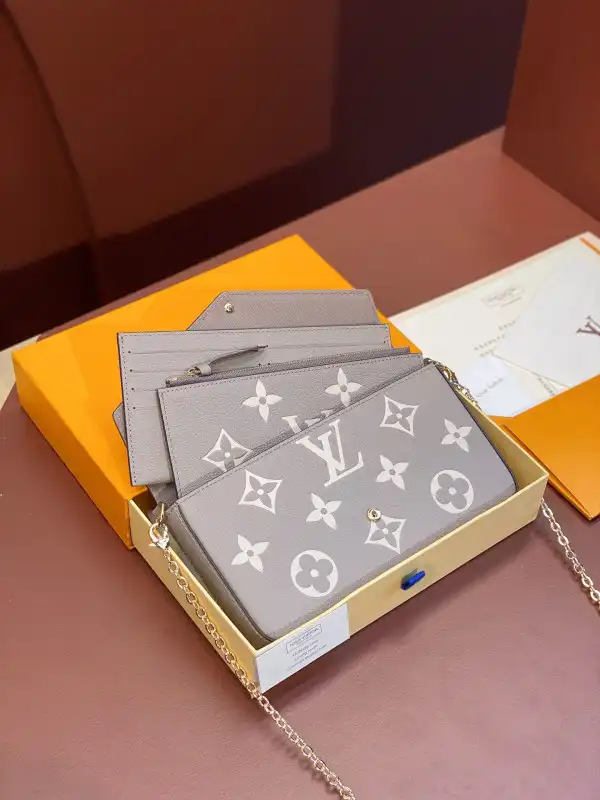 LOUIS VUITTON POCHETTE FÉLICIE