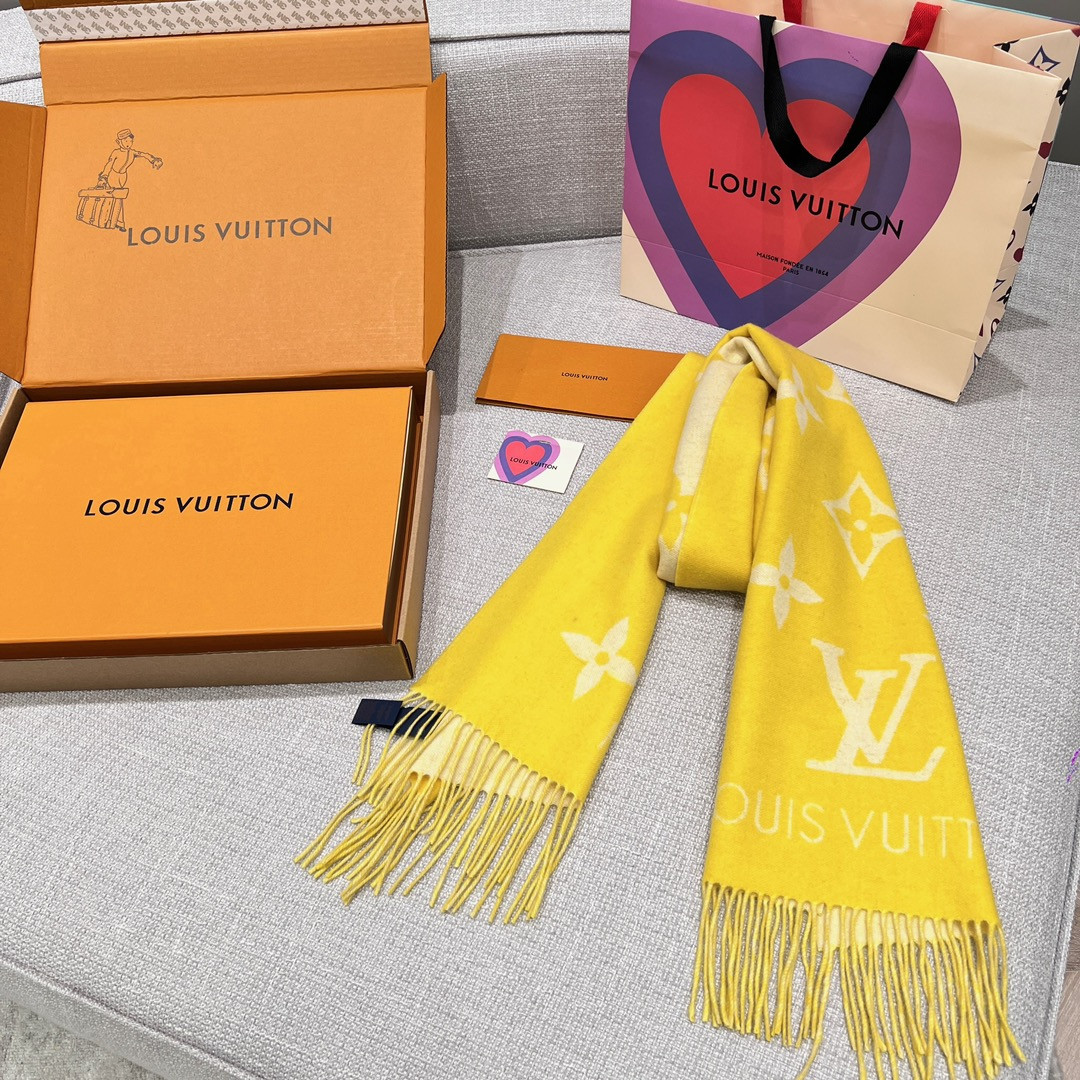 HOT SALE LOUIS VUITTON Reykjavik Scarf